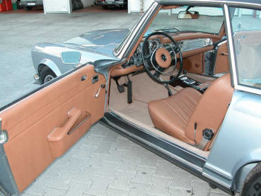 Mercedes Pagode W113 - Stereo-Konzept 8.2